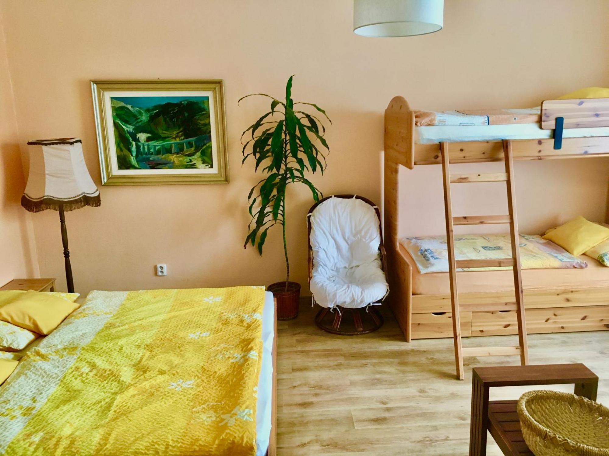 Apartman Flora Olomouc Exteriör bild