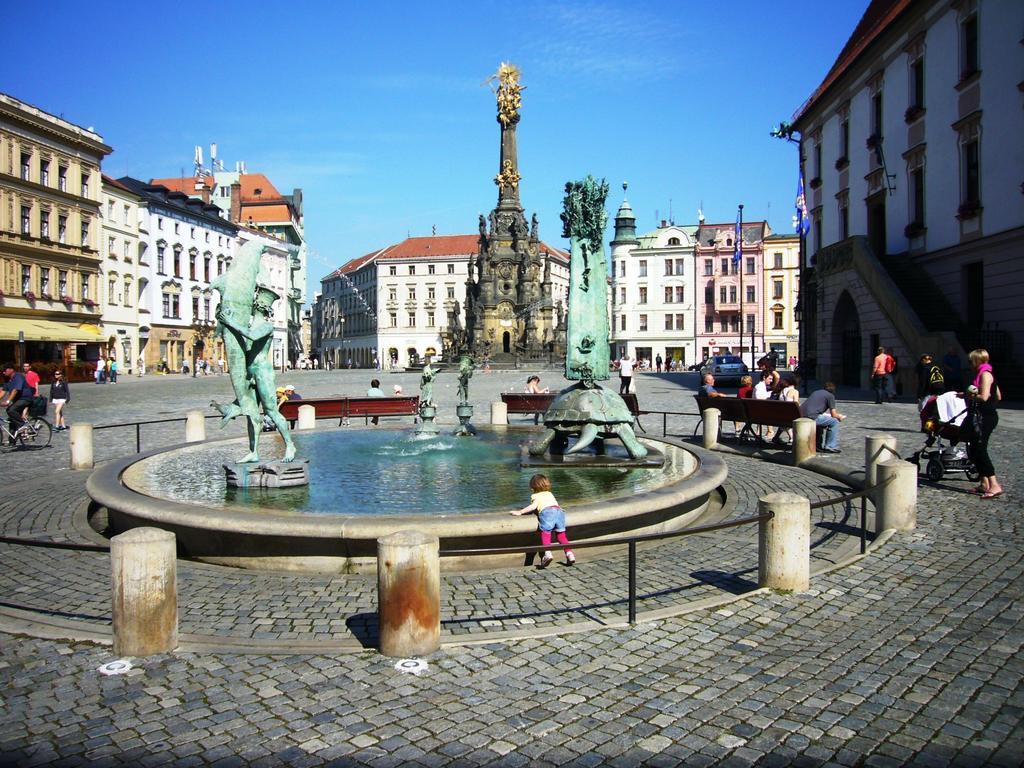 Apartman Flora Olomouc Exteriör bild